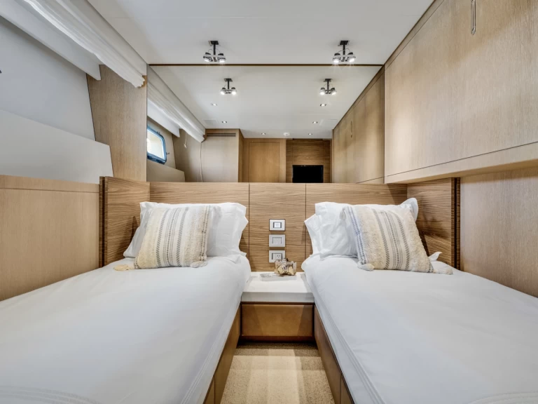 Hyra Lyx yacht med eller utan skeppare San Lorenzo Miami Beach 