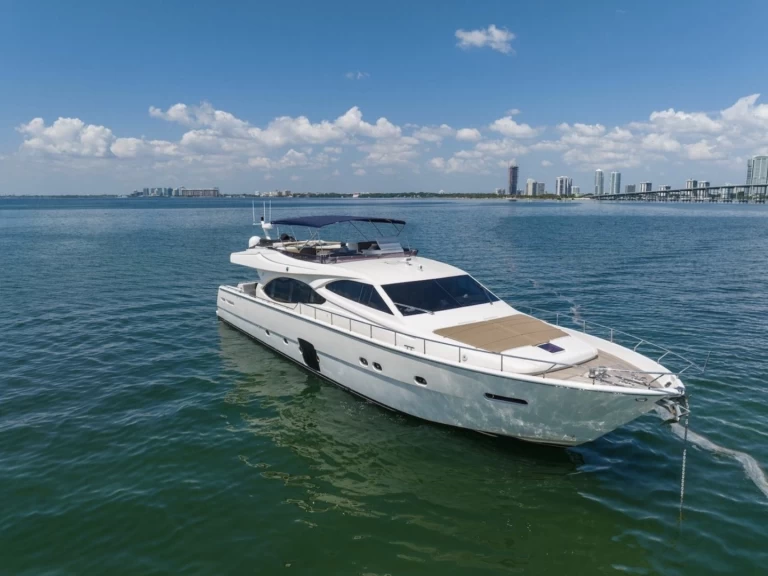 Uthyrning Lyx yacht Ferretti med en båtlicens 