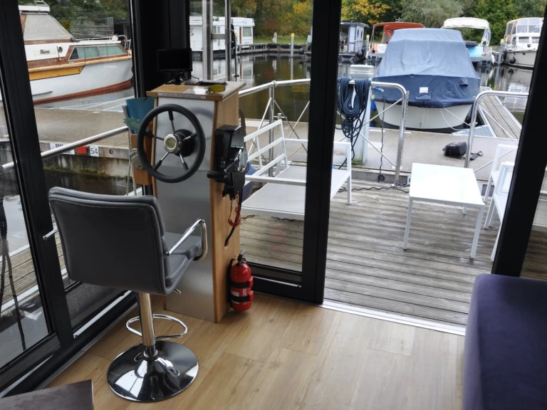 Yacht charter Zehdenick billig Hausboot Capri