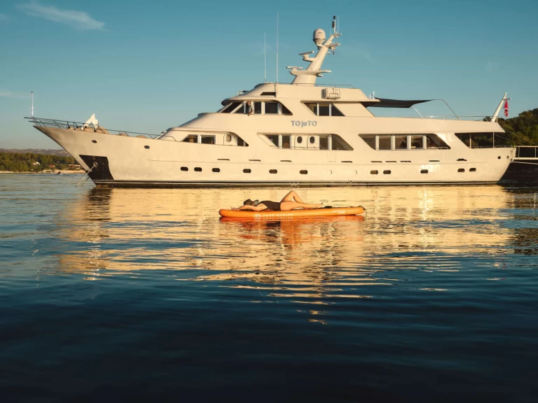 Hyra Lyx yacht med eller utan skeppare Benetti Trogir  