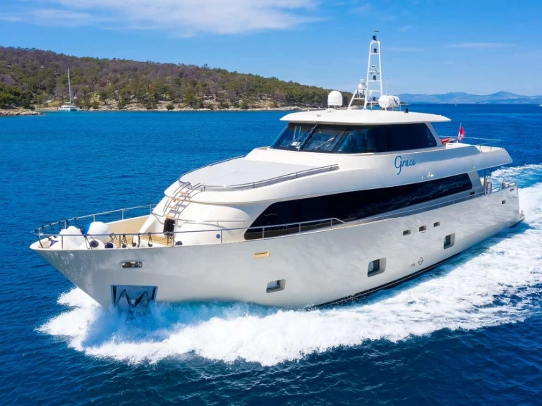 Aegean Build GRACE charter bareboat eller skeppad i Split 