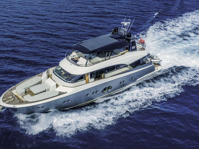 Båtuthyrning MonteCarloYachts GIORGIO i Herceg Novi på Samboat 