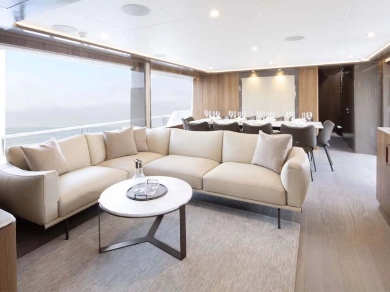 Uthyrning Lyx yacht Ocean alexander med en båtlicens 