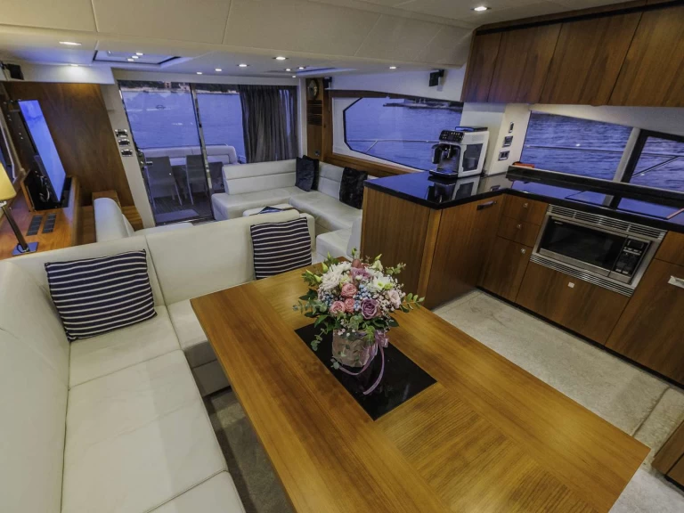 Hyra Lyx yacht med eller utan skeppare Sunseeker Trogir  