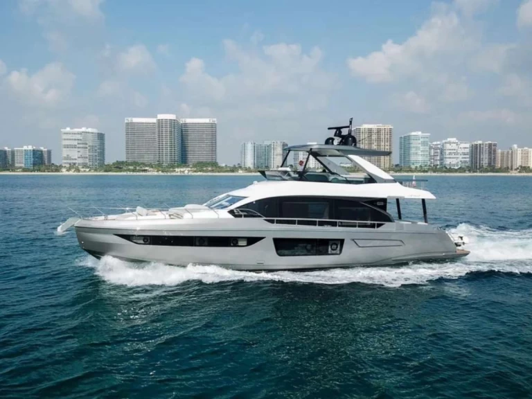 Uthyrning Lyx yacht i Miami Beach - Azimut Spysea