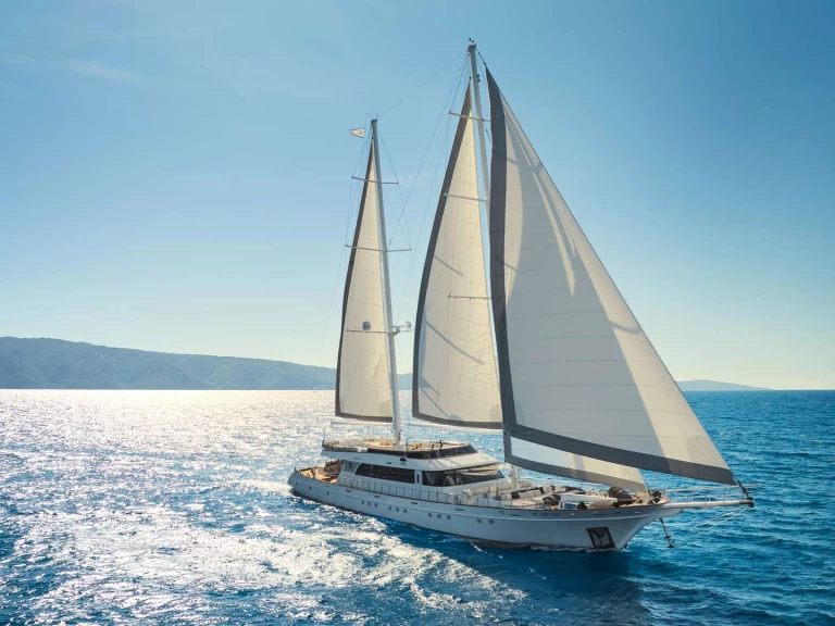 Yacht charter Split  billig LADY GITA