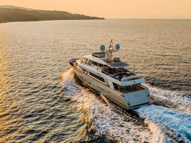 Uthyrning Lyx yacht i Kaštel Gomilica - Ferretti KLOBUK