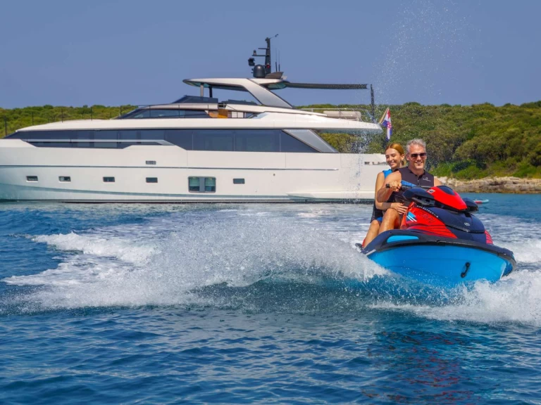 Lyx yacht för uthyrning Donji Seget till det bästa priset 