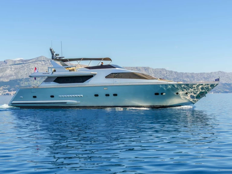 Hyra Lyx yacht med eller utan skeppare italversil Split  