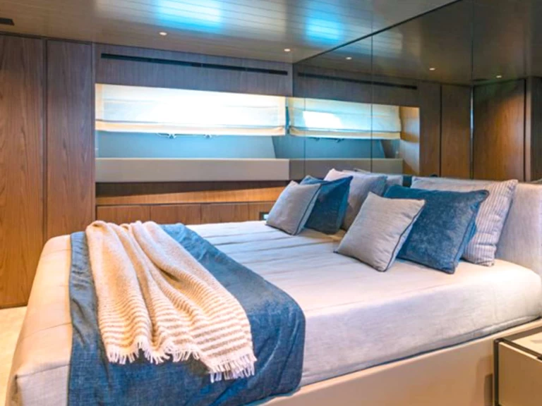 Lyx yacht för uthyrning Punat till det bästa priset 