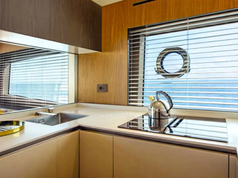 Uthyrning Lyx yacht  med en båtlicens 