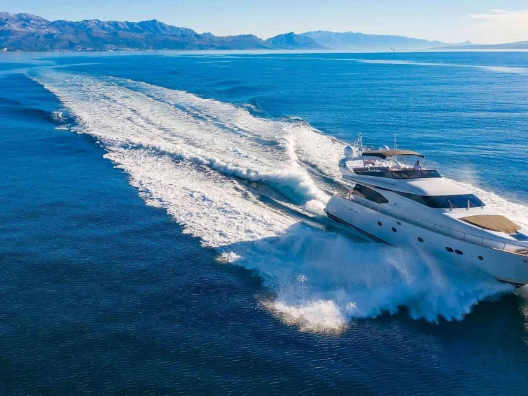 Yacht charter Kaštel Gomilica billig HOPE I