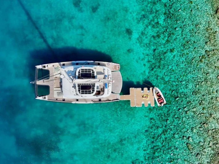 Yacht charter Ibiza  billig yolo