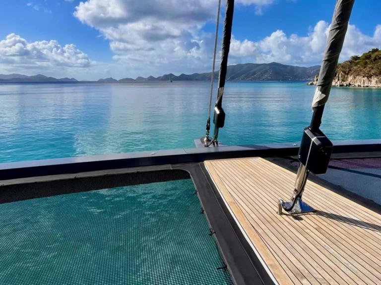 Uthyrning Lyx yacht Sunreef med en båtlicens 