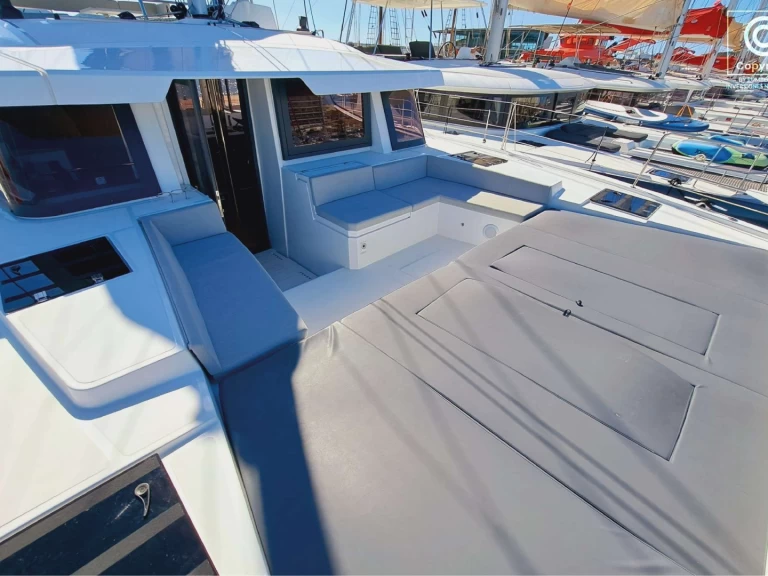 Yacht charter Sankt Martin billig LOBA DO MAR