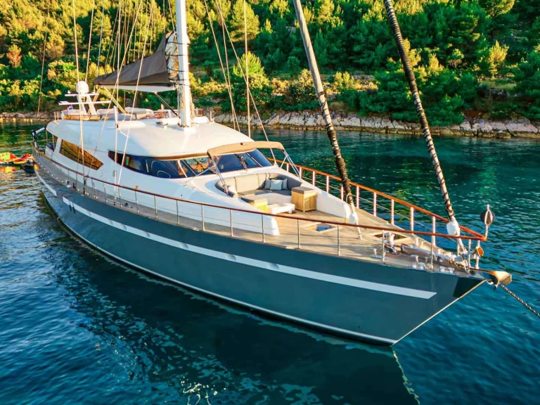 Båtuthyrning  SAN LIMI i Split  på Samboat 