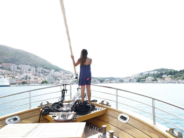 Custom ADRIATIC BREEZE charter bareboat eller skeppad i Zadar