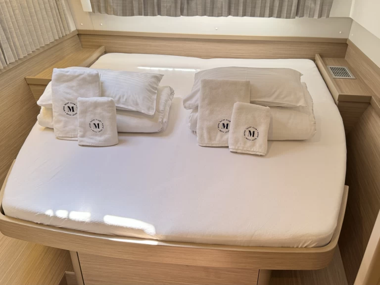 Båtuthyrning Lagoon Lagoon 42 i Trogir  på Samboat 