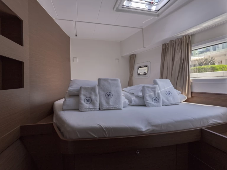 Katamaran  för uthyrning Trogir  till det bästa priset 