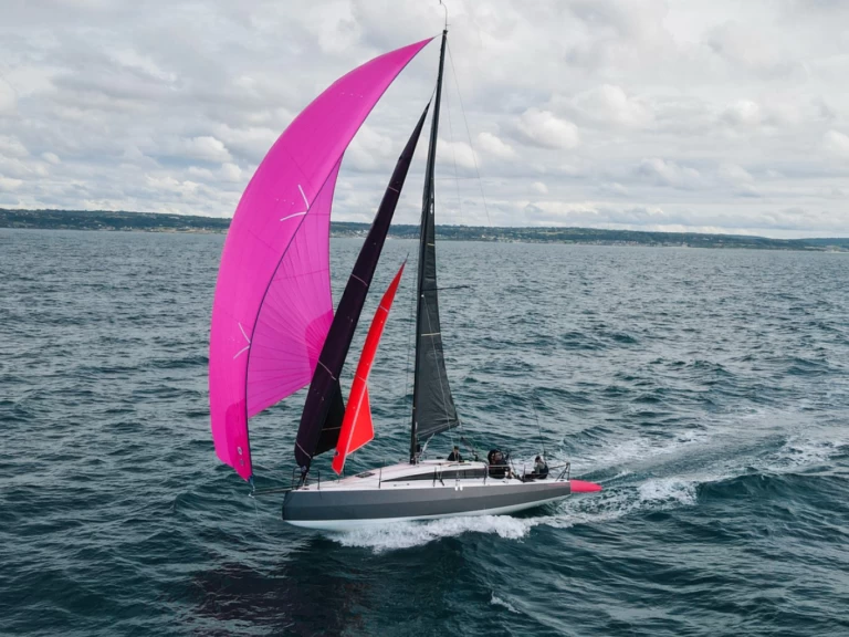 Segelbåt  för uthyrning La Trinité-sur-Mer till det bästa priset 