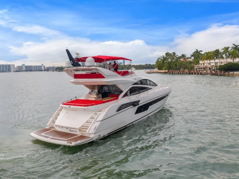 Uthyrning Miami Beach - Sunseeker 70  av Samboat 