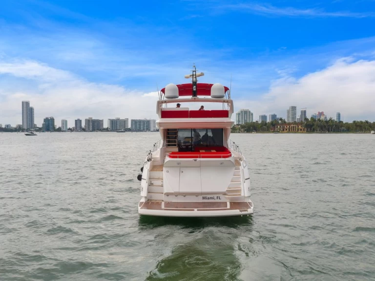 Hyr en Sunseeker 70  Miami Beach 