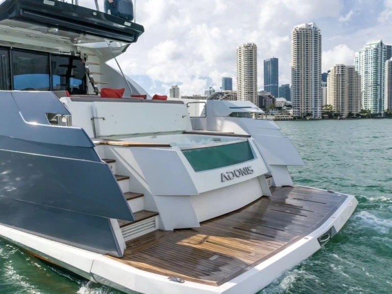 Båtuthyrning Numarine 80 i Miami Beach på Samboat 