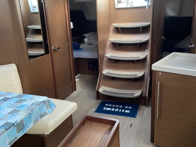 Yacht charter Cannigione billig Oceanis 46.1