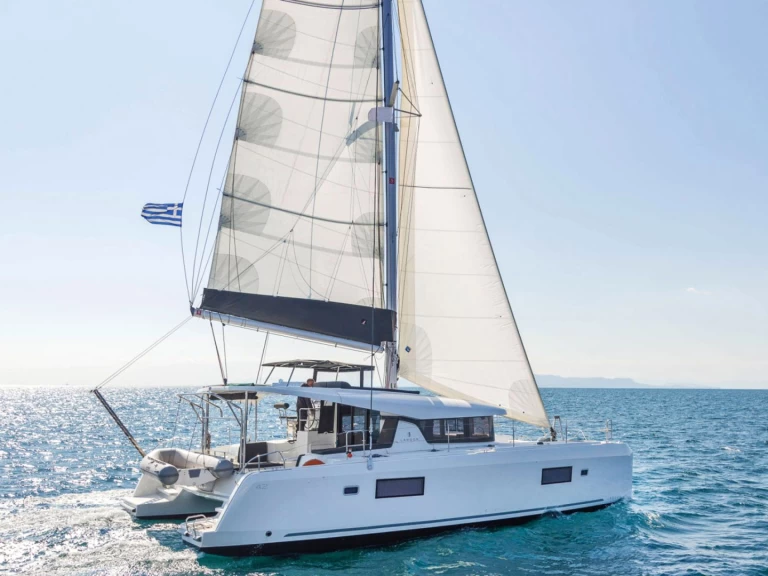 Båtuthyrning Lagoon Lagoon 42 i Lavrio på Samboat 