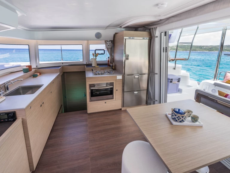 Uthyrning Split  - Lagoon Lagoon 38 av Samboat 