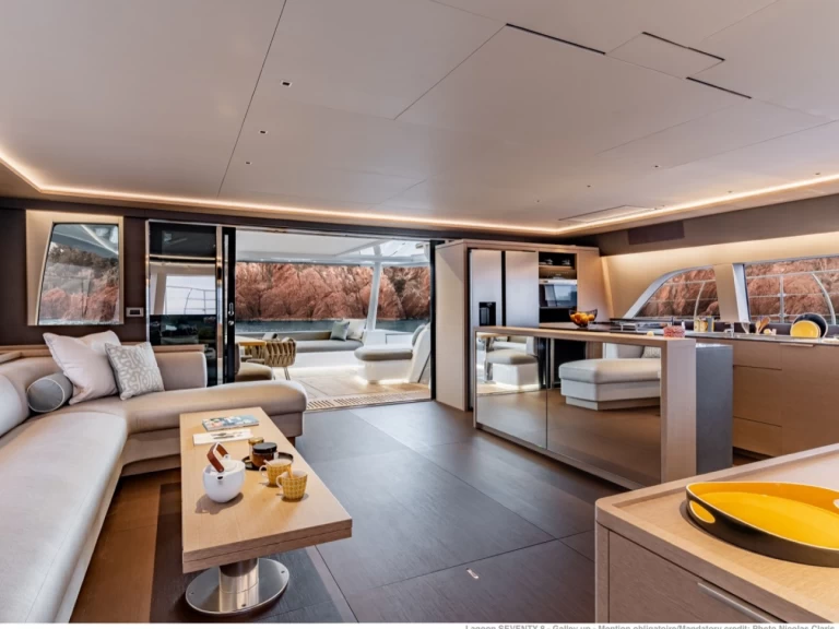 Yacht charter Antigua Island billig Lagoon Seventy 8