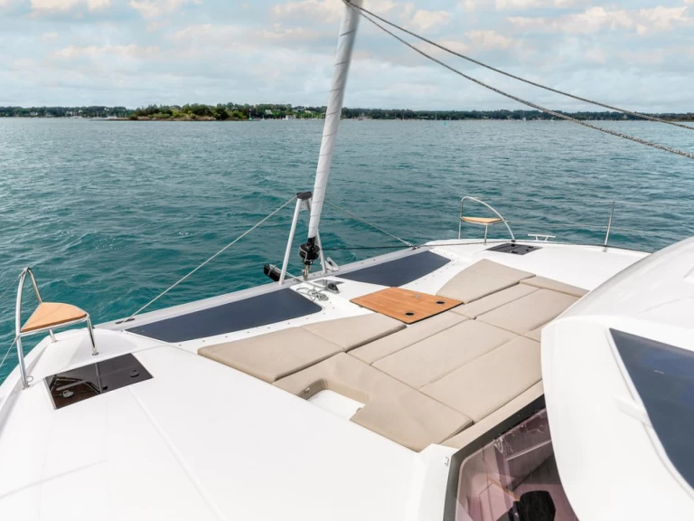 Hyra Katamaran  med eller utan skeppare Fountaine Pajot Saint Raphael 