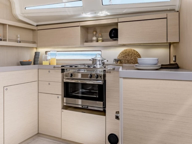 Yacht charter Procida billig Sunsail Oceanis 40.1