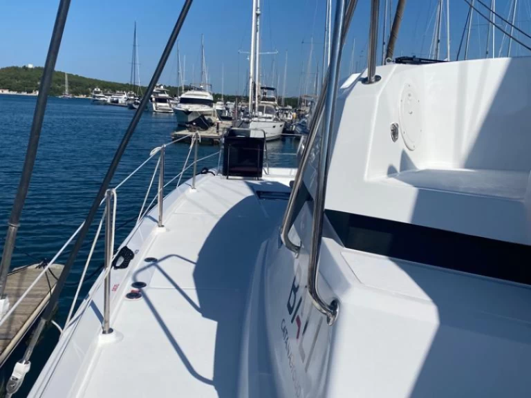 Uthyrning Katamaran  Bali med en båtlicens 