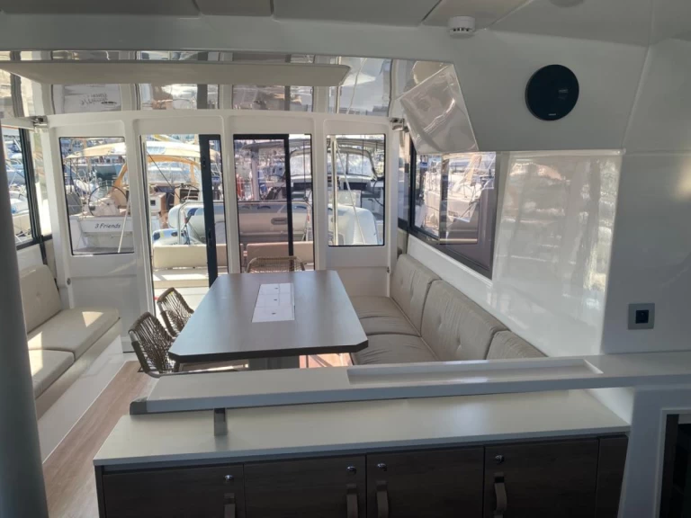 Katamaran  för uthyrning Šibenik  till det bästa priset 