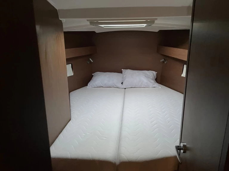 Uthyrning Segelbåt  i Rhodes (City) - Bénéteau Oceanis 40.1