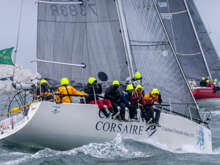 Båtuthyrning Harley Race BOATS Reflex 38 i Granville på Samboat 