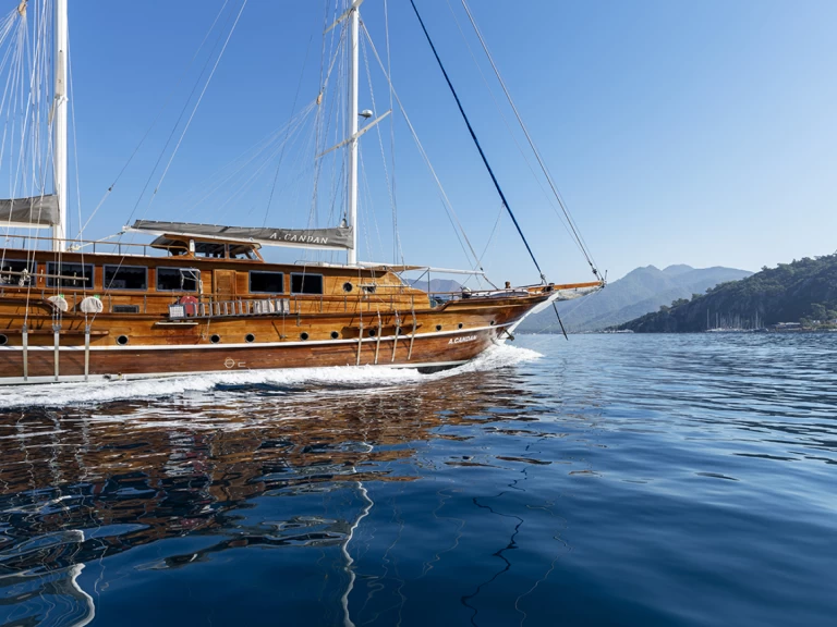 Gulet Custom Made charter bareboat eller skeppad i Marmaris