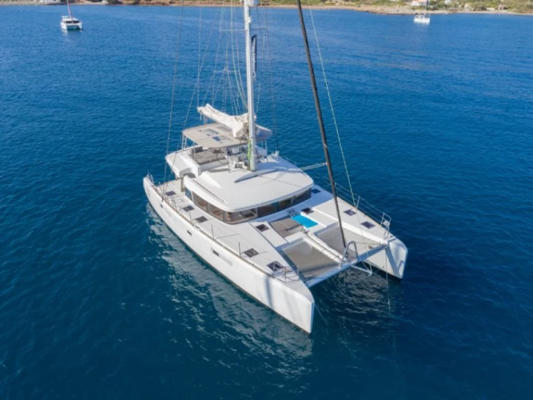 Lagoon Lagoon 52 F charter bareboat eller skeppad i Palma de Mallorca