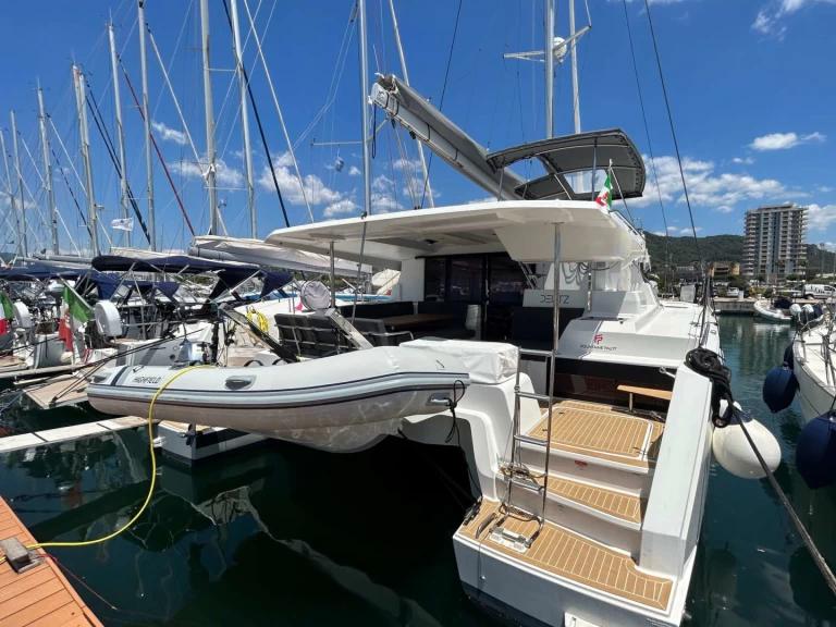 Båtuthyrning Fountaine Pajot Astrea 42 i Salerno på Samboat 