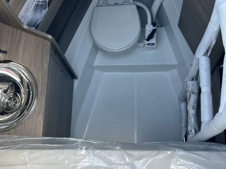 Hyra Segelbåt  med eller utan skeppare Bénéteau Split  