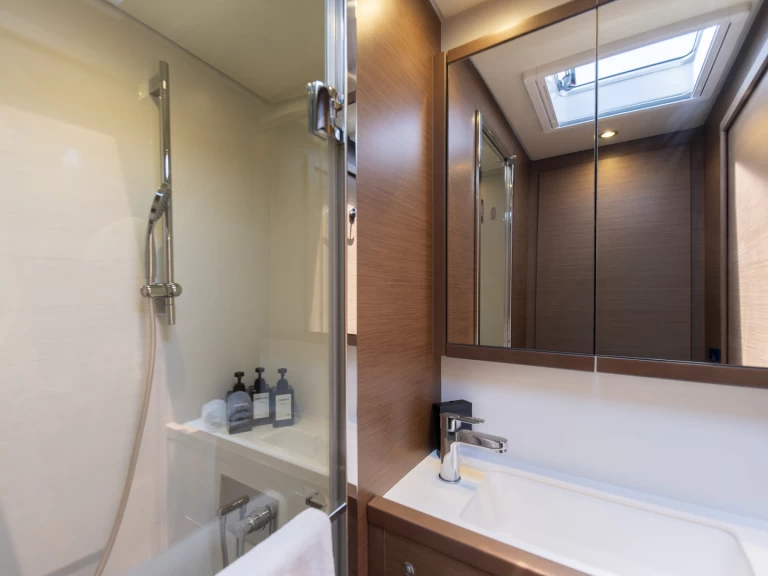 Båtuthyrning Lagoon Lagoon 620 i s'Arenal på Samboat 