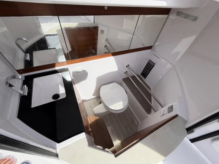 Båtuthyrning Axopar Axopar 28 T-Top i La Madrague på Samboat 