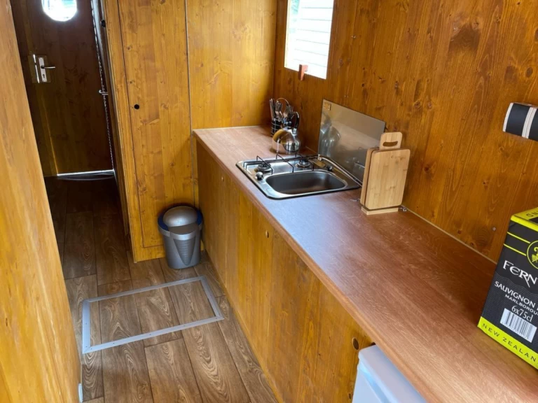 Kanalbåt för uthyrning Radewege till det bästa priset 