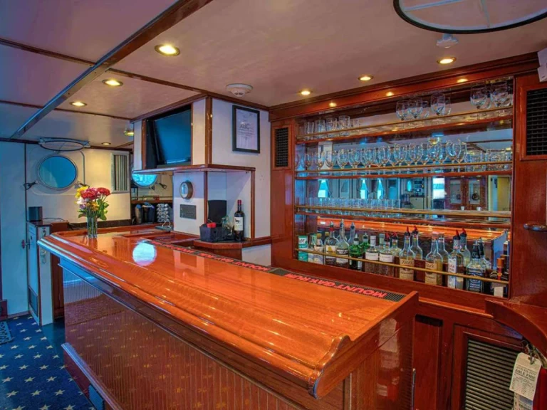 Båtuthyrning Palmer Johnson Arabella i Saint Thomas Island på Samboat 