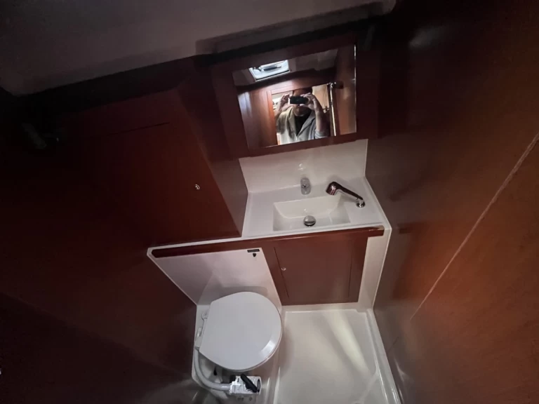 Båtuthyrning Bénéteau Oceanis 41.1 i Sukošan på Samboat 