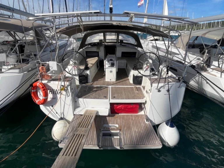 Båtuthyrning Jeanneau Sun Odyssey 490 i Sukošan på Samboat 