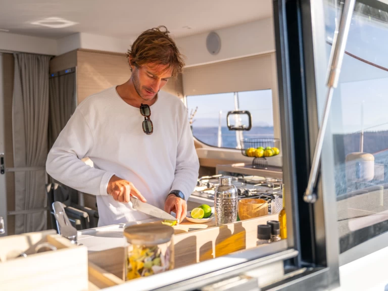 Uthyrning Katamaran  i Kaštela - Lagoon Lagoon 43