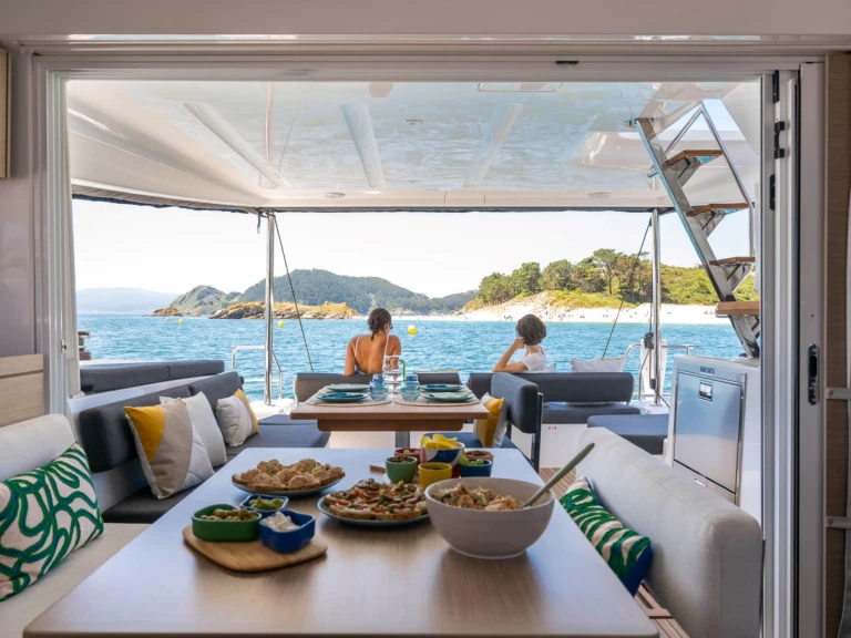 Båtuthyrning Lagoon Lagoon 43 i Kaštela på Samboat 