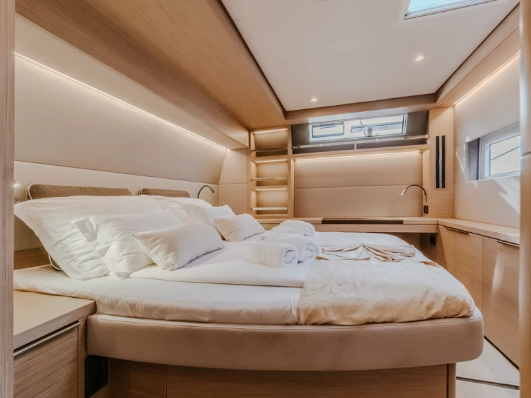 Hyr en Lagoon Lagoon 55 Kaštela 